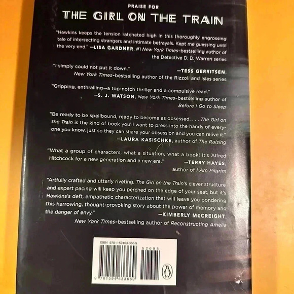 The Girl On‎ The Train By Paula Hawkins - Picture 3 of 5
